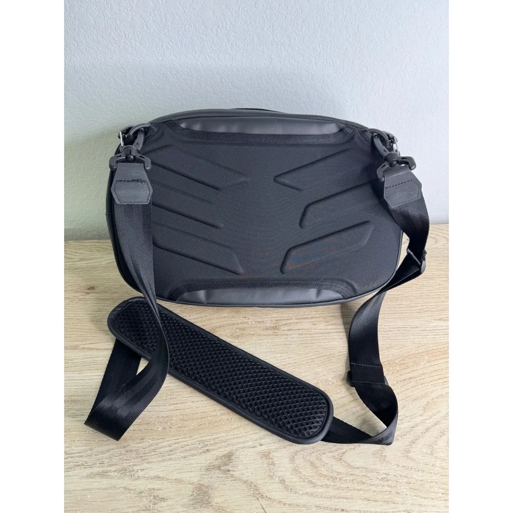 Wairworthy Black Stealth Solo Flight Bag Pilot Carry On Headset Pocket Hardsided
